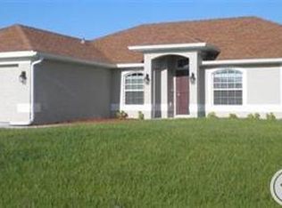 1512 NE 36th Ln, Cape Coral, FL 33909