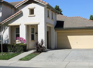 220 Anjou Cir, Sacramento, CA 95835