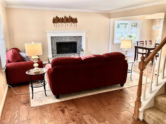 5th image of 1401 Woodside Ct S