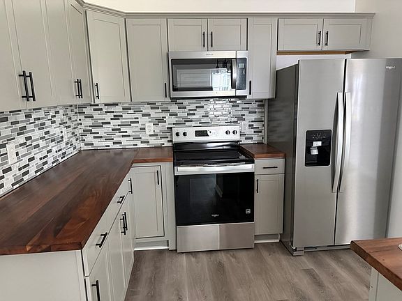 5th image of 211 Edgewood Ave