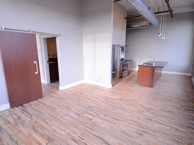 Cooperage 214 — Photo 24