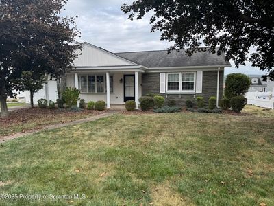 207 Eleanor St, Peckville, PA, 18452