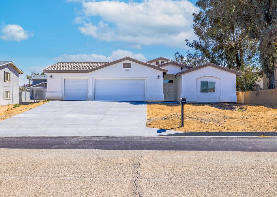 1st image of 61723 Desert Air Rd