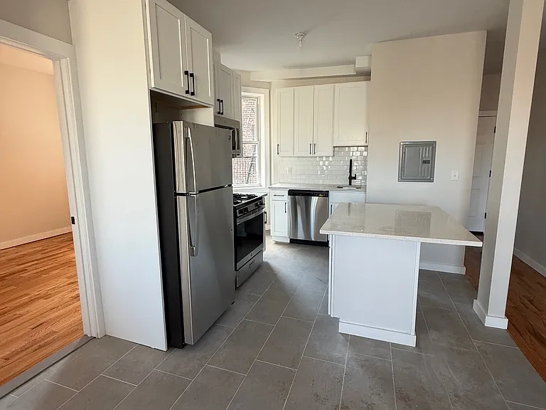 31-33 66th St #5 — Photo 2