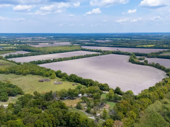 1703 County Road 4605, Trenton, TX 75490