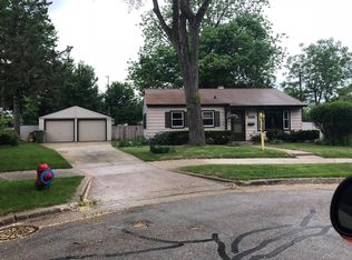 6541 W Ohio Ct, Milwaukee, WI 53219