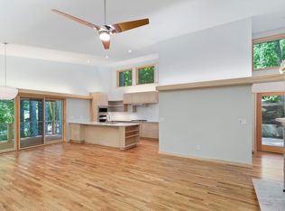 162 Sequoyah Hills Dr, Fletcher, NC 28732