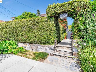 6108 Hillegass Ave, Oakland, CA, 94618