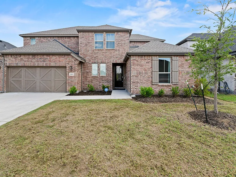 801 Lake Cove Dr — Photo 43