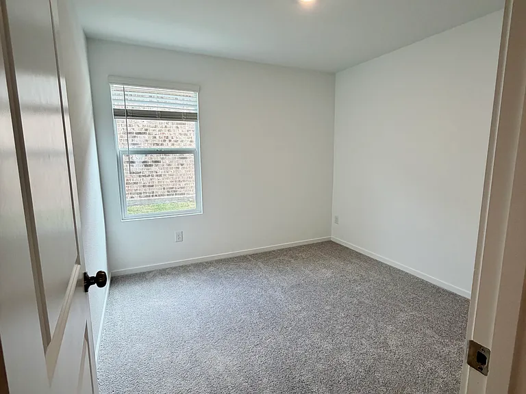 1332 Alfred St — Photo 22