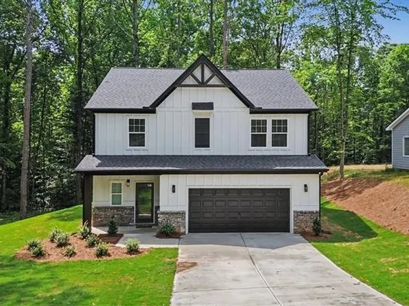 111 Pope Dr, Canton, GA 30114