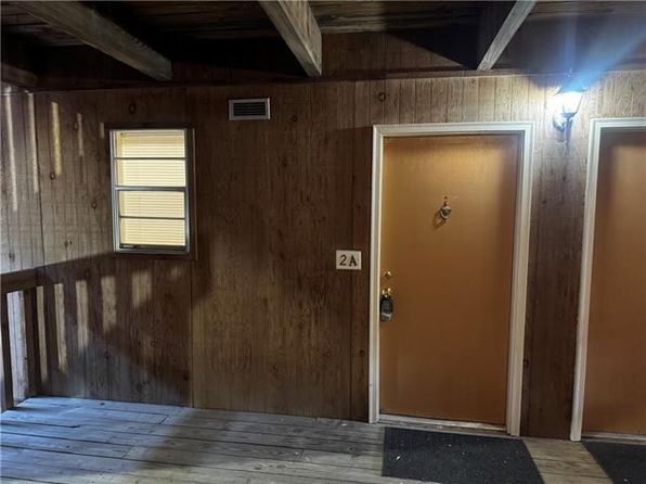 2038 Dickory Ave #2A