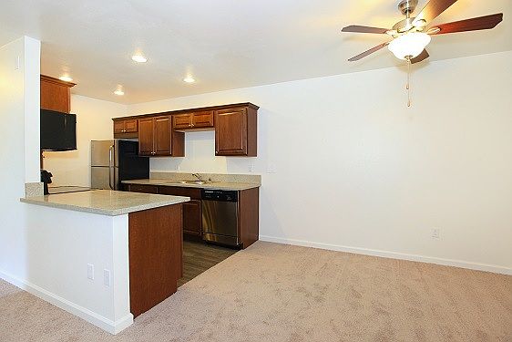3rd image of 5310 Repecho Dr APT V204