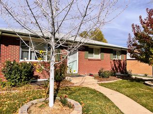 3257 W Farmdale Rd, Englewood, CO 80110