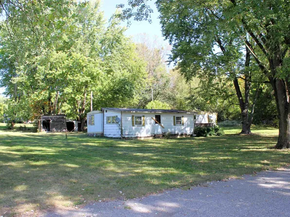404 E 5th St, West Lebanon, IN 47991