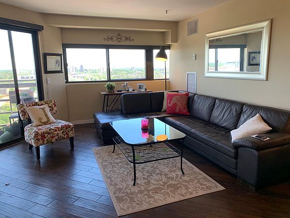 5th image of 100 Park Ave W APT 1805