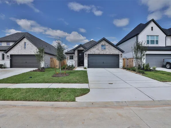 27230 Scarlet Paint Brush Dr, Hockley, TX 77447