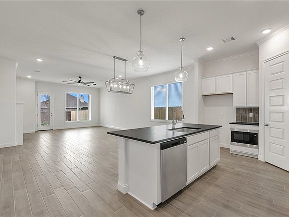 5th image of 2311 Rivercane Ct
