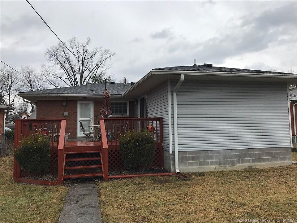 2nd image of 2114 Carlton Dr