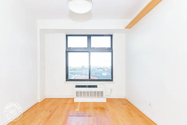 Rented by MySpaceNYC | media 8