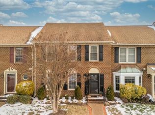 1050 Colonial Meadows Way, Virginia Beach, VA 23454