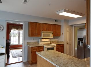 1608 Blacksmith Ln, Herndon, VA 20170