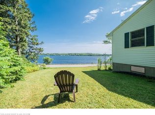 180 Lakeview Dr, Rockland, ME 04841