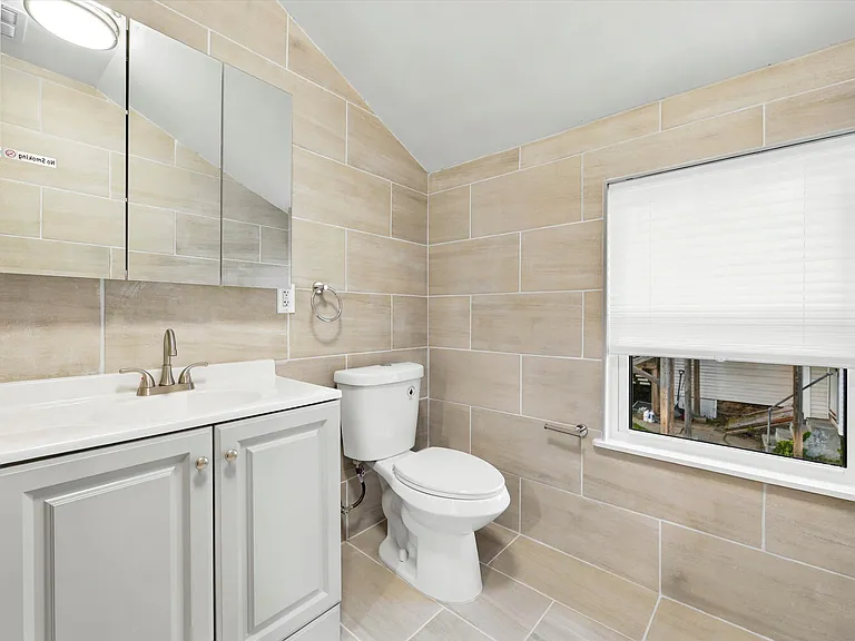 514 Ryers Ave #B — Photo 11