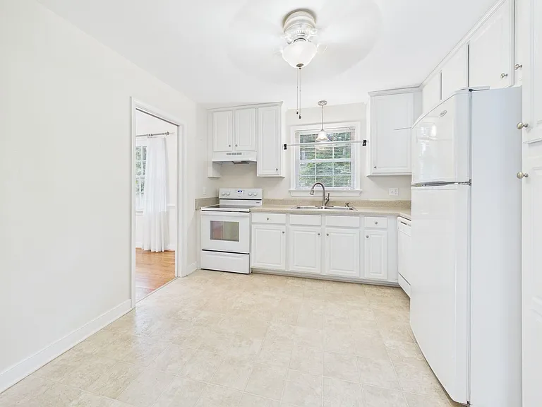 9321 W Huguenot Rd — Photo 16