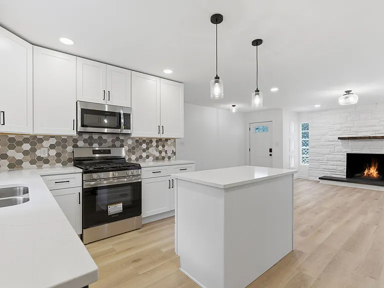 10173 Joliet St — Photo 6