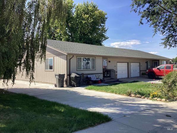 21021 Cottonwood Dr, Greenleaf, ID 83626