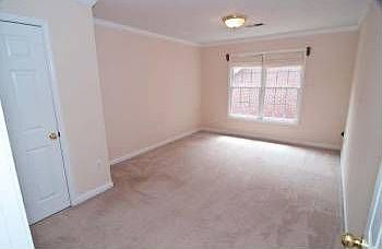 4th image of 2185 Glenhurst Dr