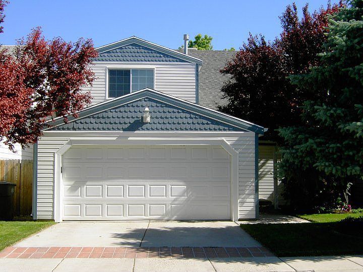 387 Park Creeke Lane