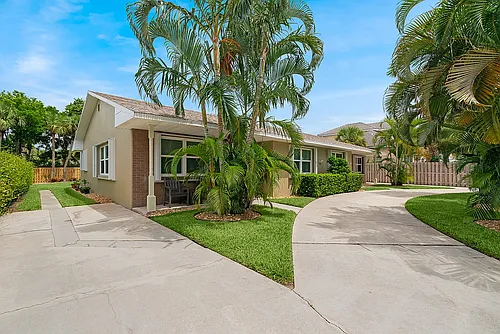 925 Turtle Cove Ln Photo 1