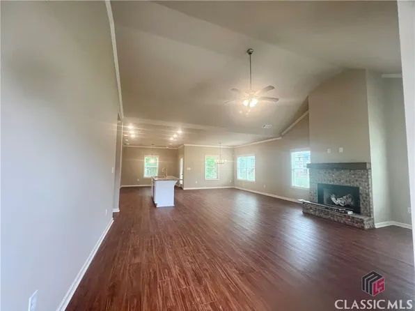 42 Lyles, Statham, GA 30666