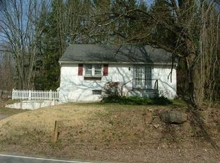 24 Bunnvale Rd, Califon, NJ 07830