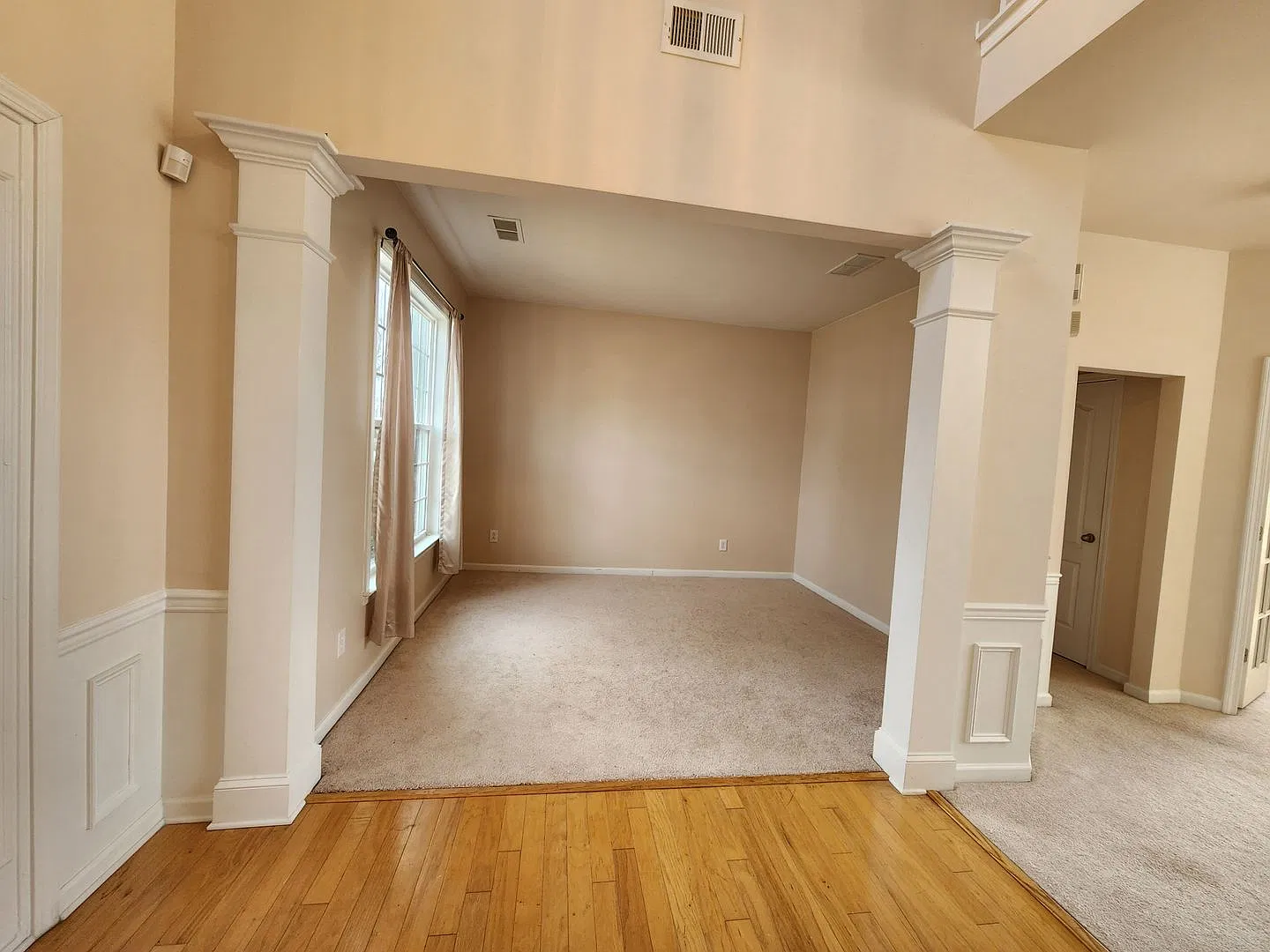 4 Bedroom, 2.5 Bath Home in Matthews, 28105 — Photo 2