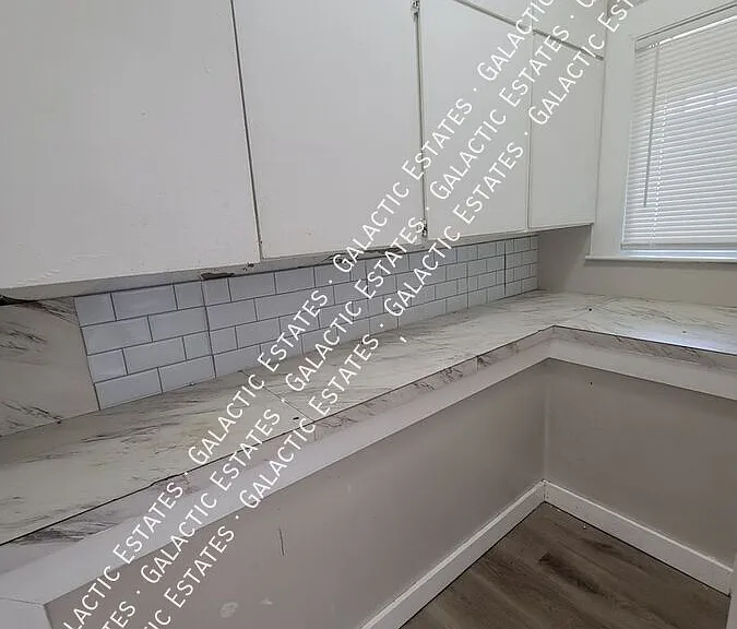 387 Belmont St #2 — Photo 2