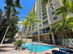 3500 Coral Way