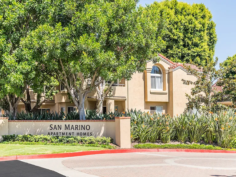 San Marino Villa Apartment Homes — Photo 3
