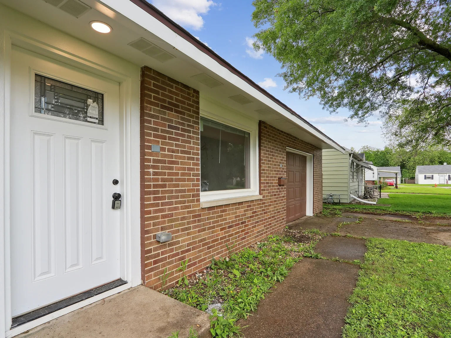 714 Bethume Court - 1 — Photo 3
