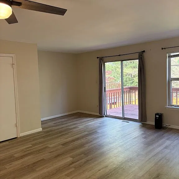 3361 Cheverly Ct — Photo 13