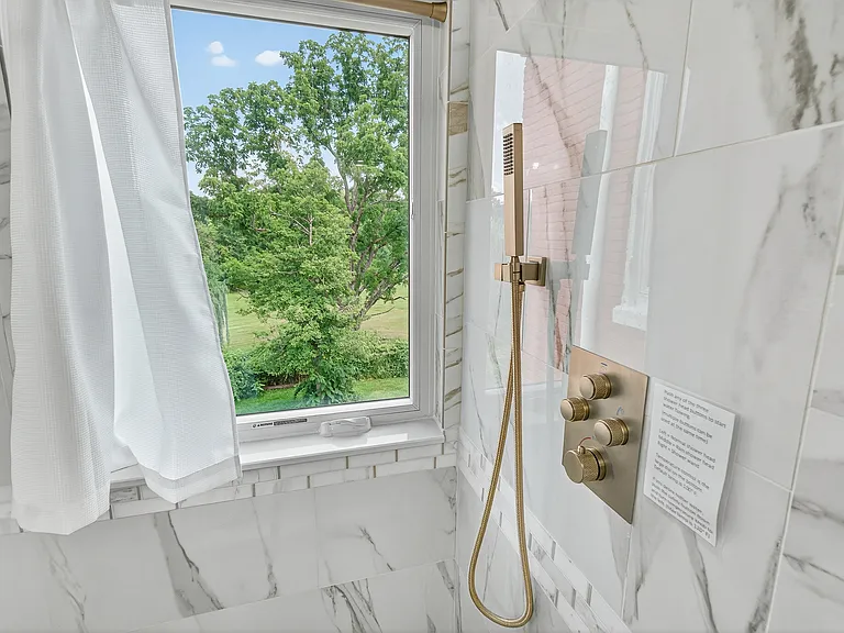 Burkittsville Road Middletown Md — Photo 9