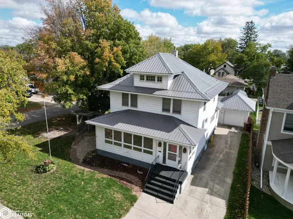 1024 N West St, Carroll, IA 51401