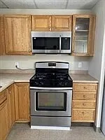 3 bed, 1.0 bath, 1242 sqft, $2,700 — Photo 4