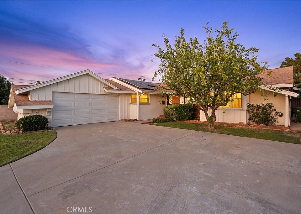 1st image of 9458 Ruffner Ave