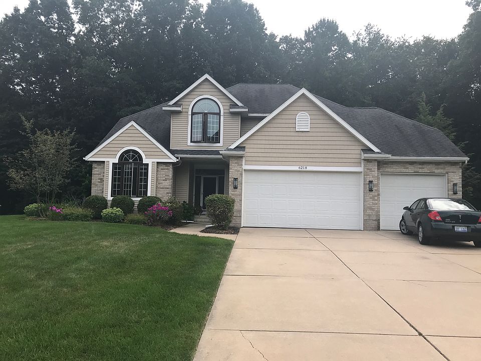 1st image of 6218 Miramonte Dr NE