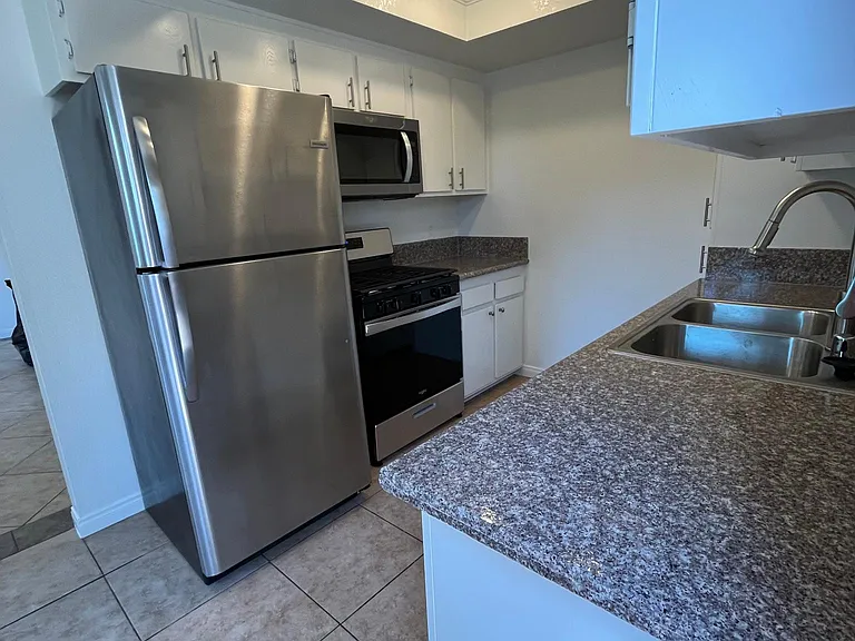 16571 Regina Cir #4 — Photo 6