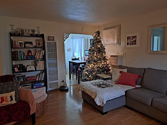 5th image of 207 Brown St APT 15