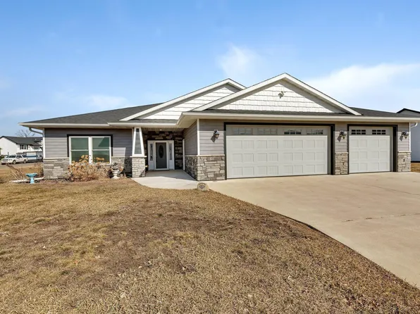 821 Walnut Ave SE, Kimball, MN 55353